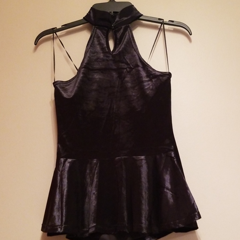 Black velvet peplum strapless top - Picture 2 of 7